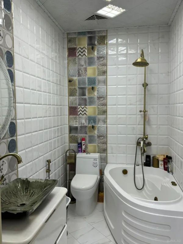 Kirayə verilir 3 otaqlı mənzil 140 m²