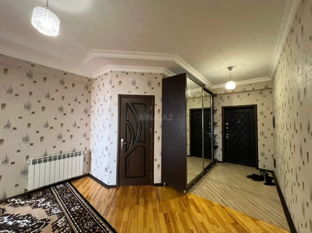 Kirayə verilir 2 otaqlı mənzil 100 m²