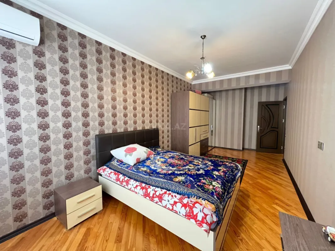 Kirayə verilir 2 otaqlı mənzil 100 m²