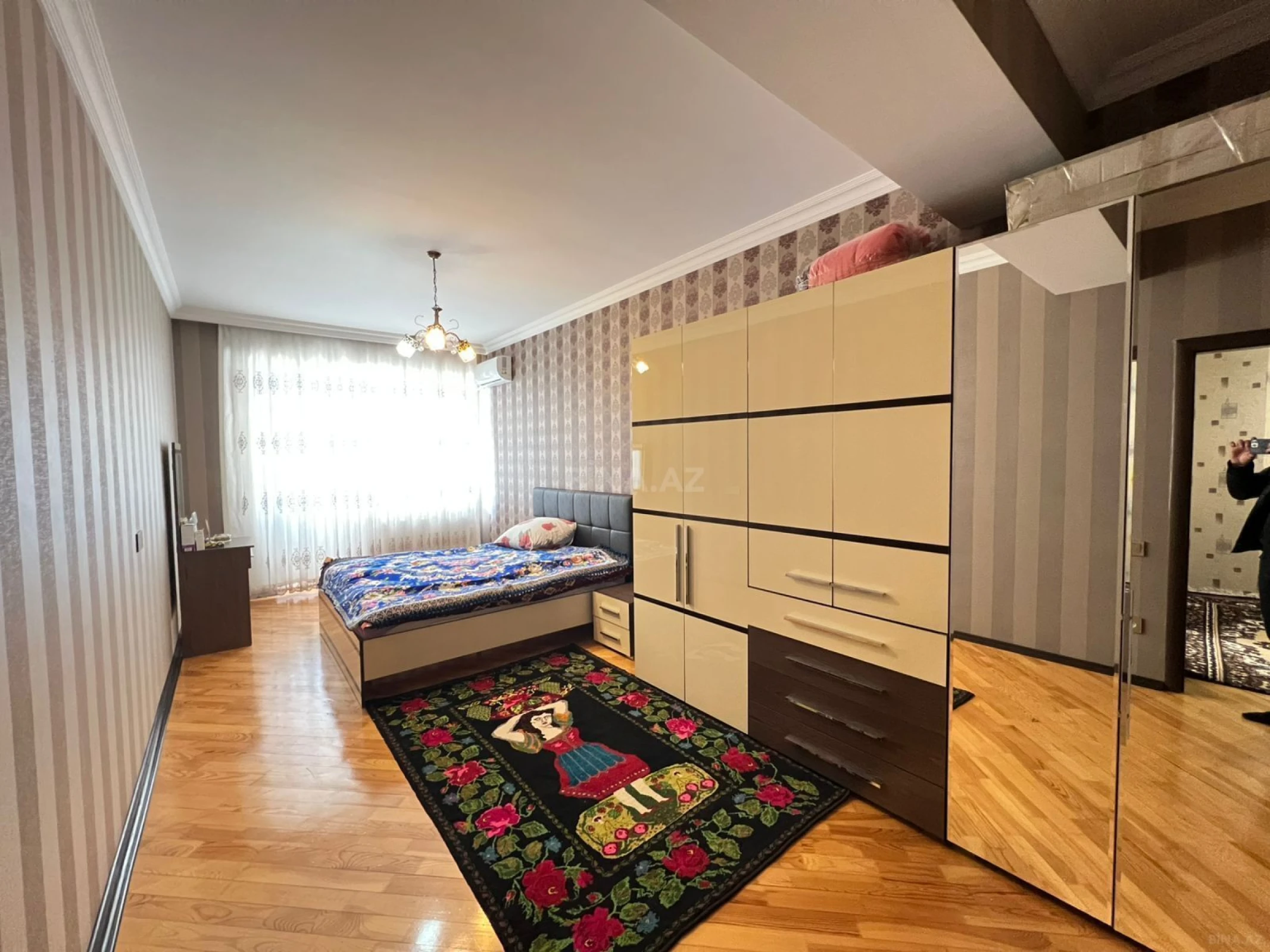 Kirayə verilir 2 otaqlı mənzil 100 m²