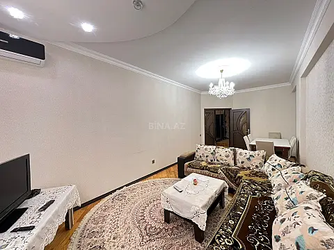 Kirayə verilir 2 otaqlı mənzil 100 m²