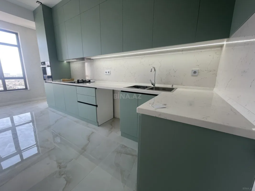 Satılır 3 otaqlı mənzil 98 m²