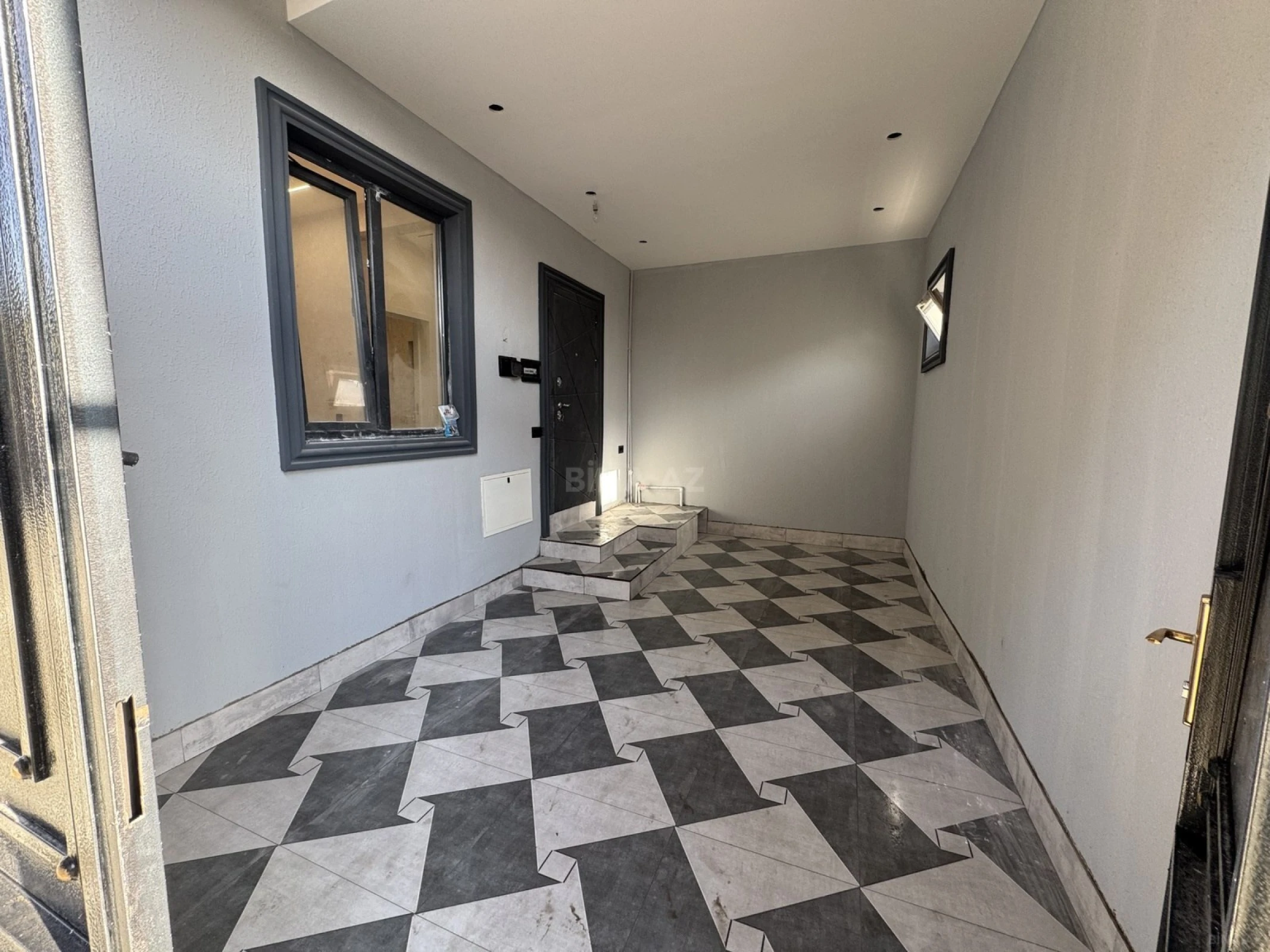 Satılır 5 otaqlı həyət evi 120 m²