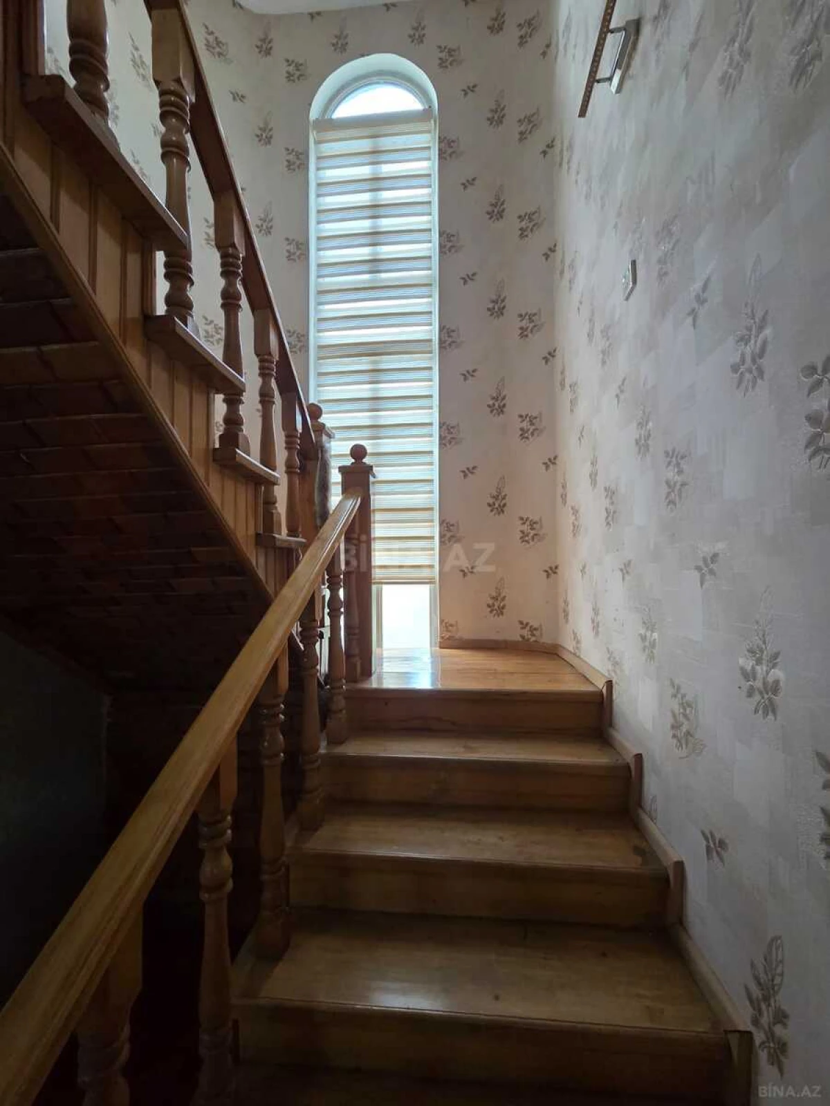 Satılır 6 otaqlı həyət evi 150 m²
