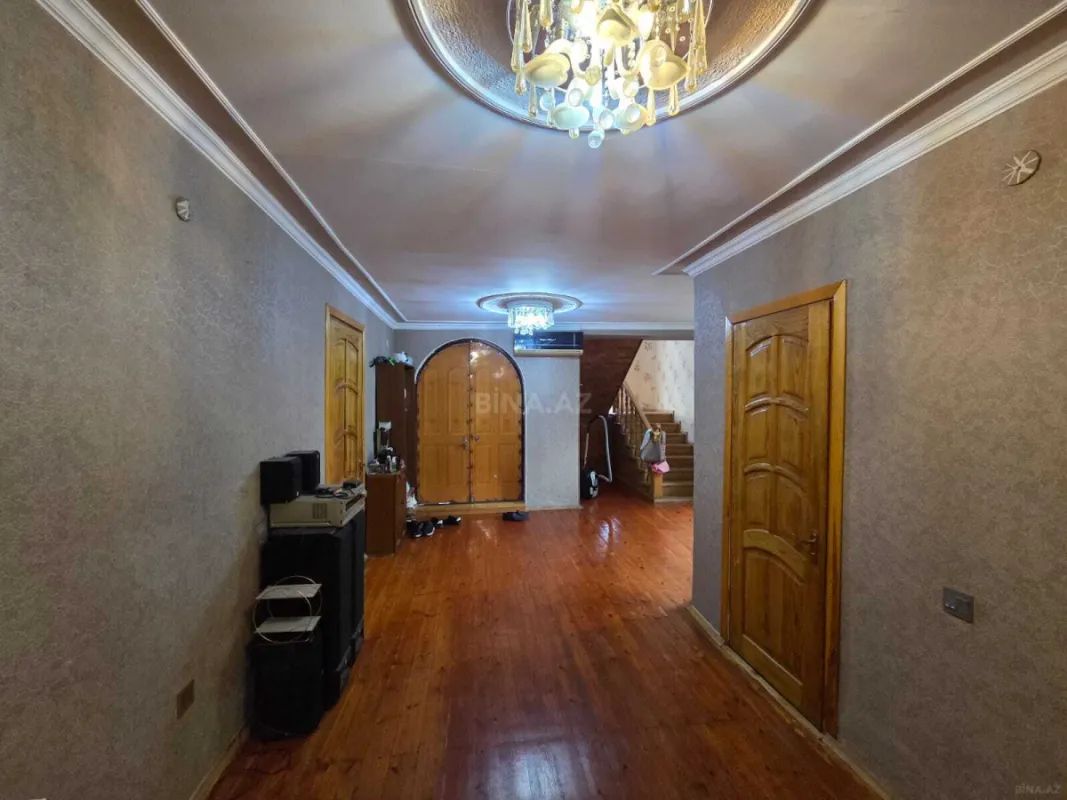 Satılır 6 otaqlı həyət evi 150 m²