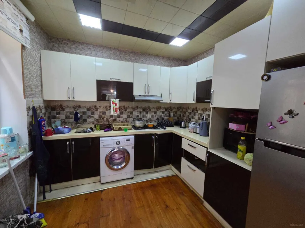 Satılır 6 otaqlı həyət evi 150 m²