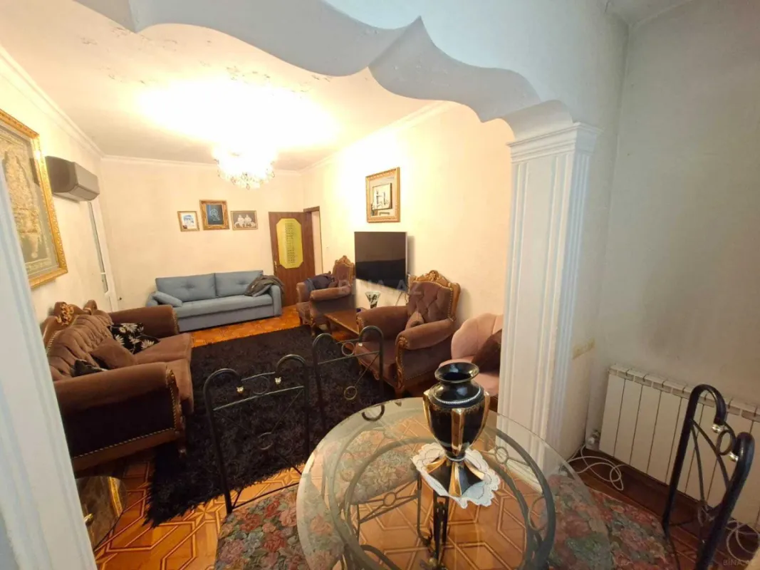 Satılır 3 otaqlı mənzil 60 m²