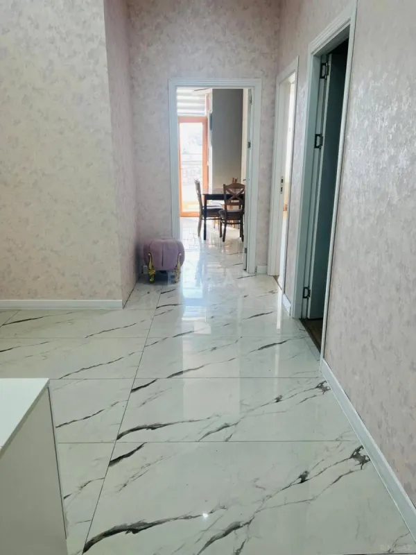 Kirayə verilir 3 otaqlı mənzil 110 m²