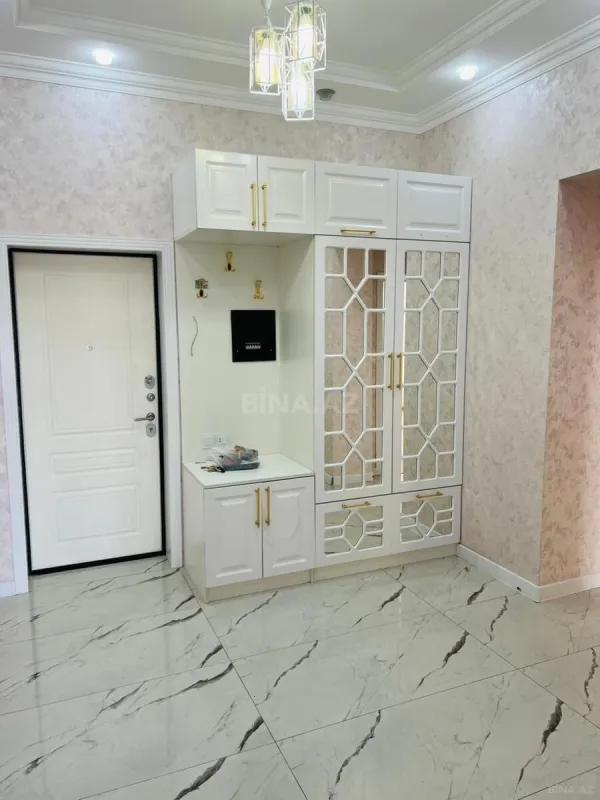 Kirayə verilir 3 otaqlı mənzil 110 m²
