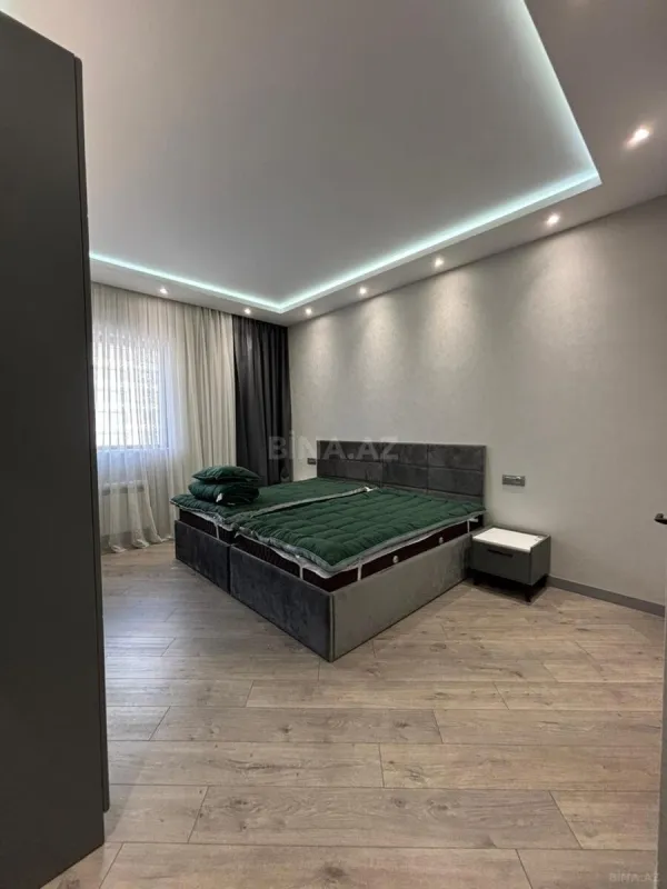 Kirayə verilir 3 otaqlı mənzil 150 m²