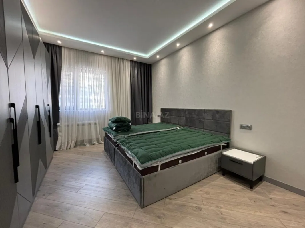 Kirayə verilir 3 otaqlı mənzil 150 m²