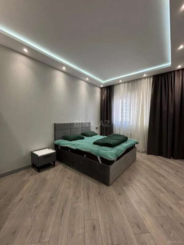 Kirayə verilir 3 otaqlı mənzil 150 m²
