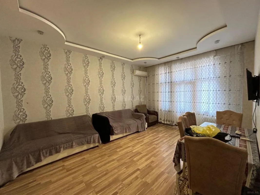 Kirayə verilir 2 otaqlı mənzil 70 m²
