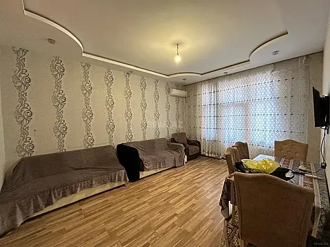 Kirayə verilir 2 otaqlı mənzil 70 m²