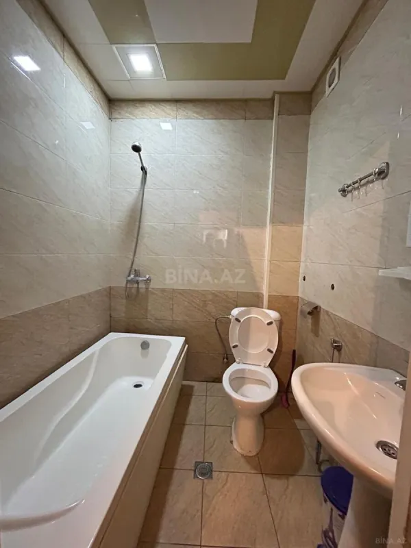 Kirayə verilir 2 otaqlı mənzil 70 m²