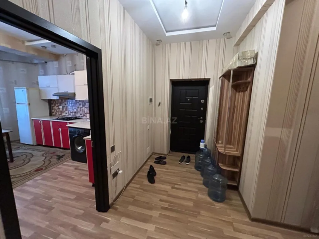Kirayə verilir 2 otaqlı mənzil 70 m²