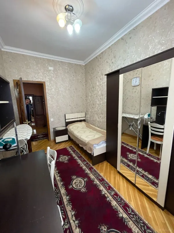 Kirayə verilir 3 otaqlı mənzil 100 m²