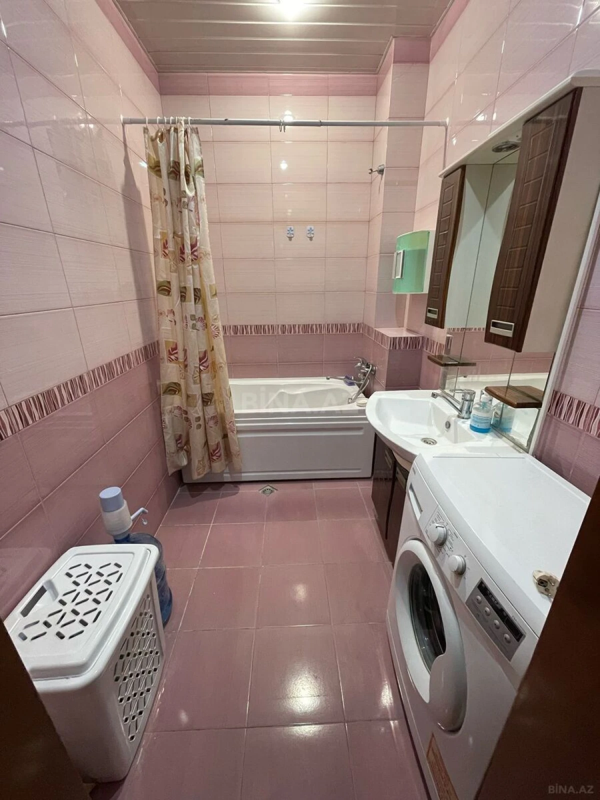 Kirayə verilir 3 otaqlı mənzil 100 m²