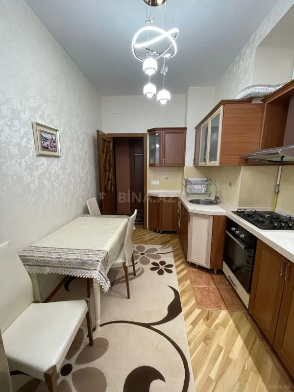 Kirayə verilir 3 otaqlı mənzil 100 m²
