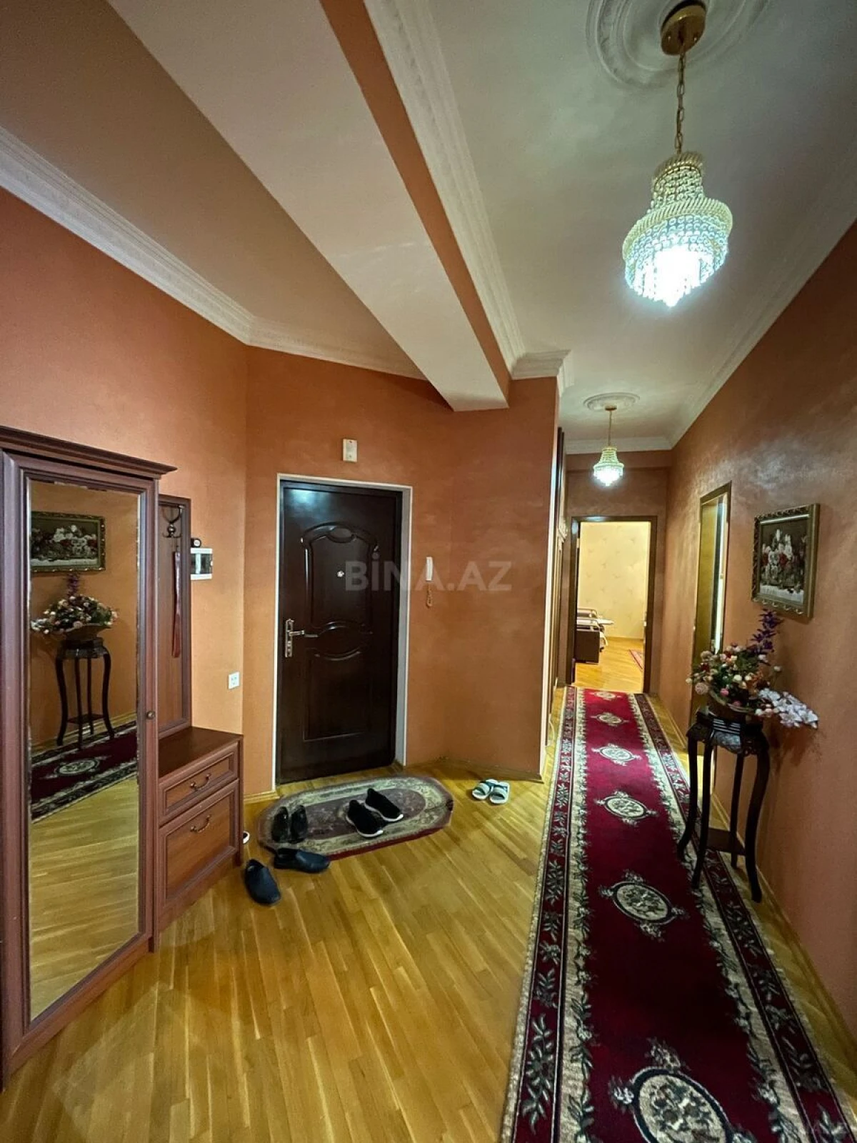 Kirayə verilir 3 otaqlı mənzil 100 m²