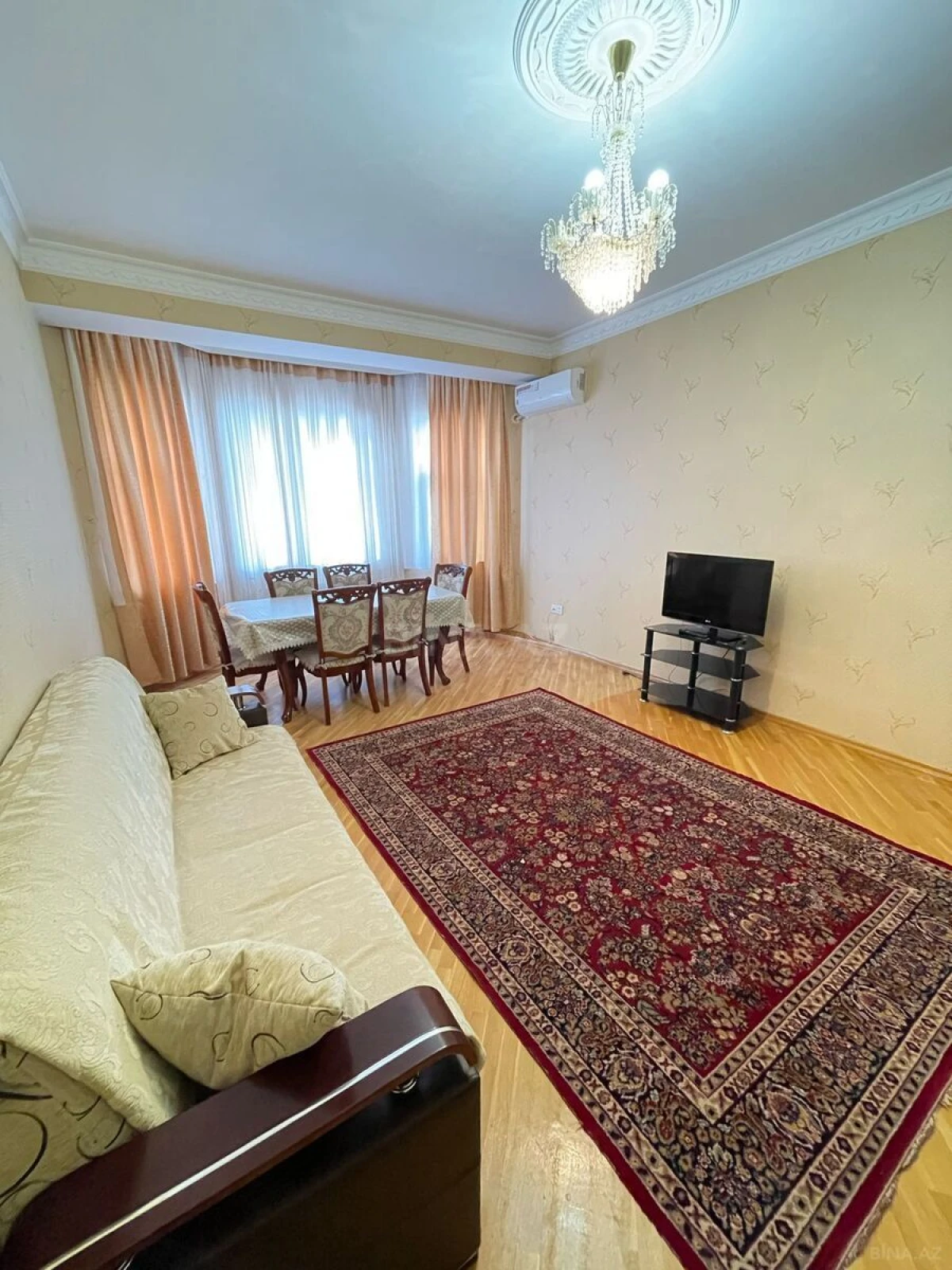 Kirayə verilir 3 otaqlı mənzil 100 m²