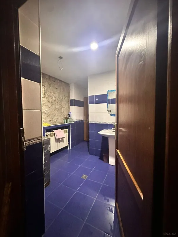 Satılır 4 otaqlı həyət evi 180 m²