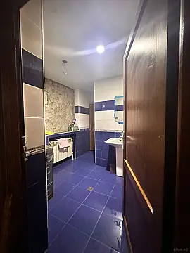 Satılır 4 otaqlı həyət evi 180 m²