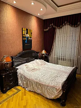 Kirayə verilir 3 otaqlı mənzil 140 m²