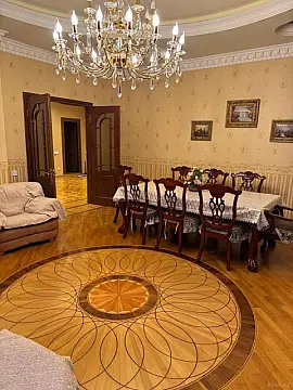 Kirayə verilir 3 otaqlı mənzil 140 m²