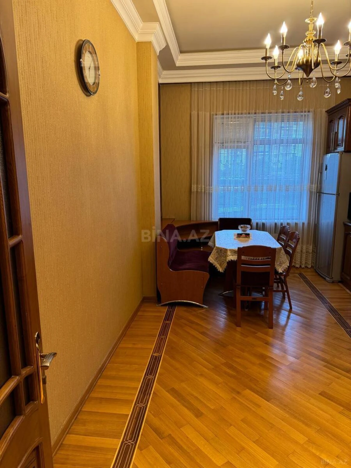 Kirayə verilir 3 otaqlı mənzil 140 m²