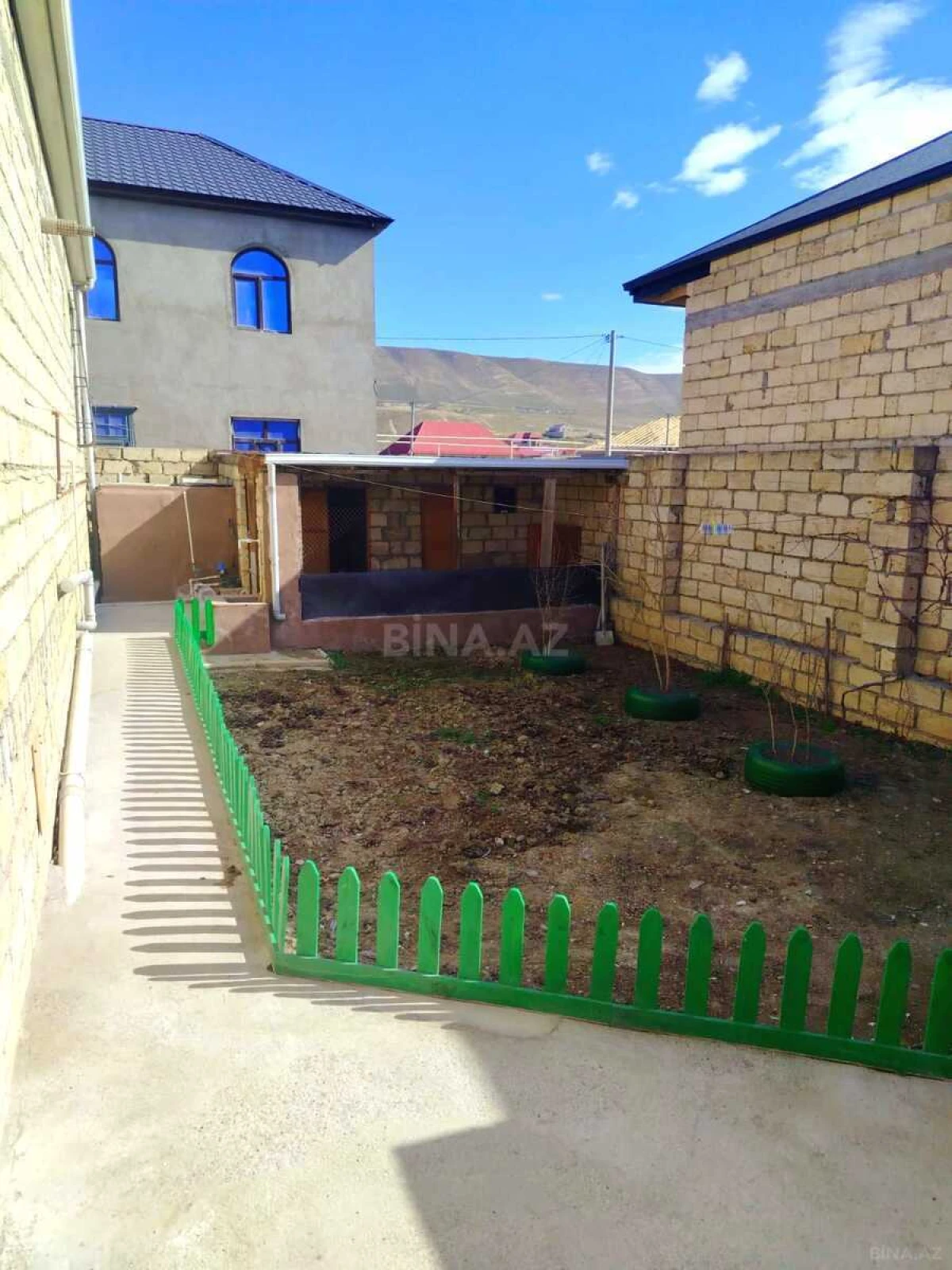 Satılır 4 otaqlı həyət evi 120 m²