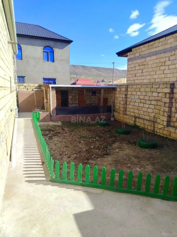 Satılır 4 otaqlı həyət evi 120 m²