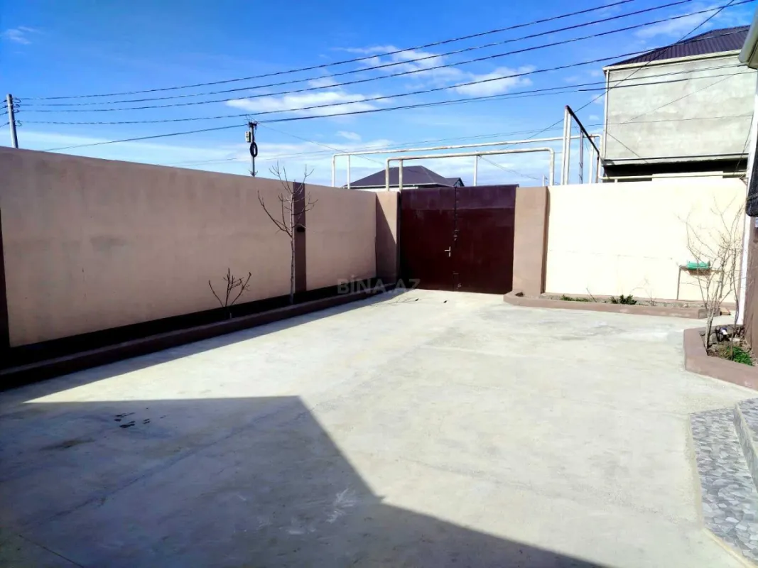 Satılır 4 otaqlı həyət evi 120 m²