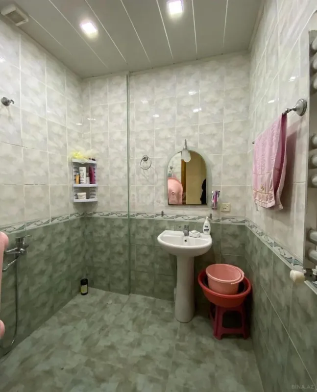 Satılır 3 otaqlı mənzil 115 m²