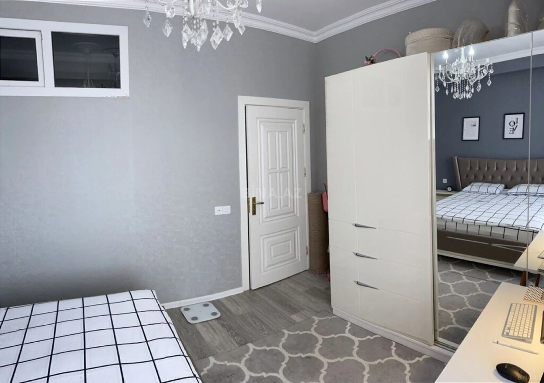 Satılır 2 otaqlı mənzil 60 m²
