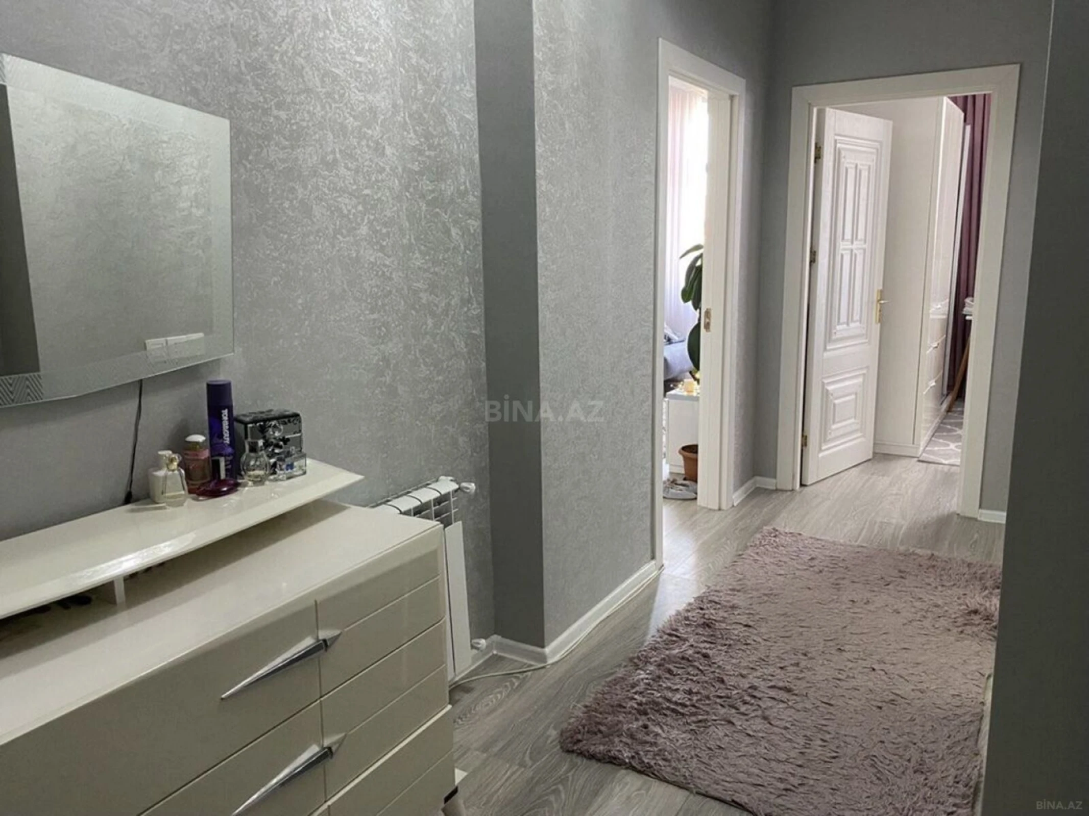 Satılır 2 otaqlı mənzil 60 m²