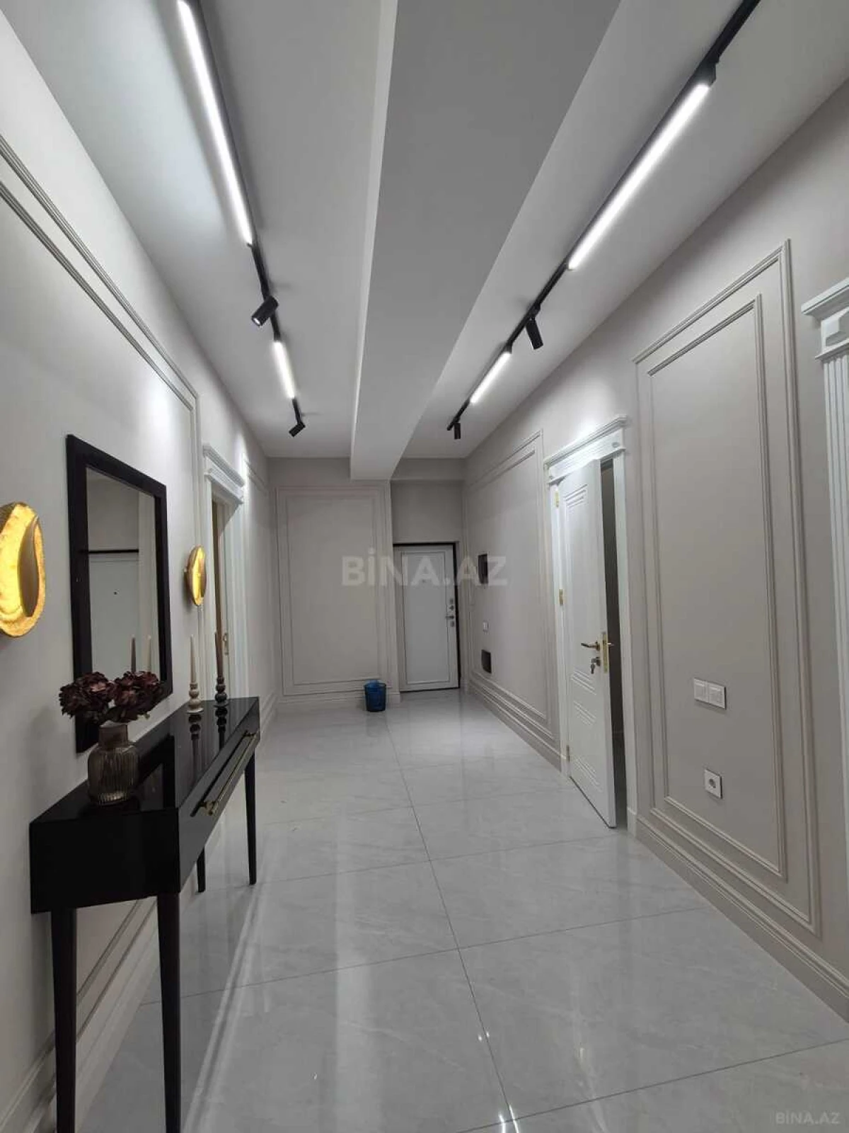 Satılır 3 otaqlı mənzil 110 m²