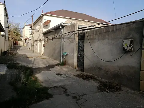Satılır 4 otaqlı həyət evi 100 m²