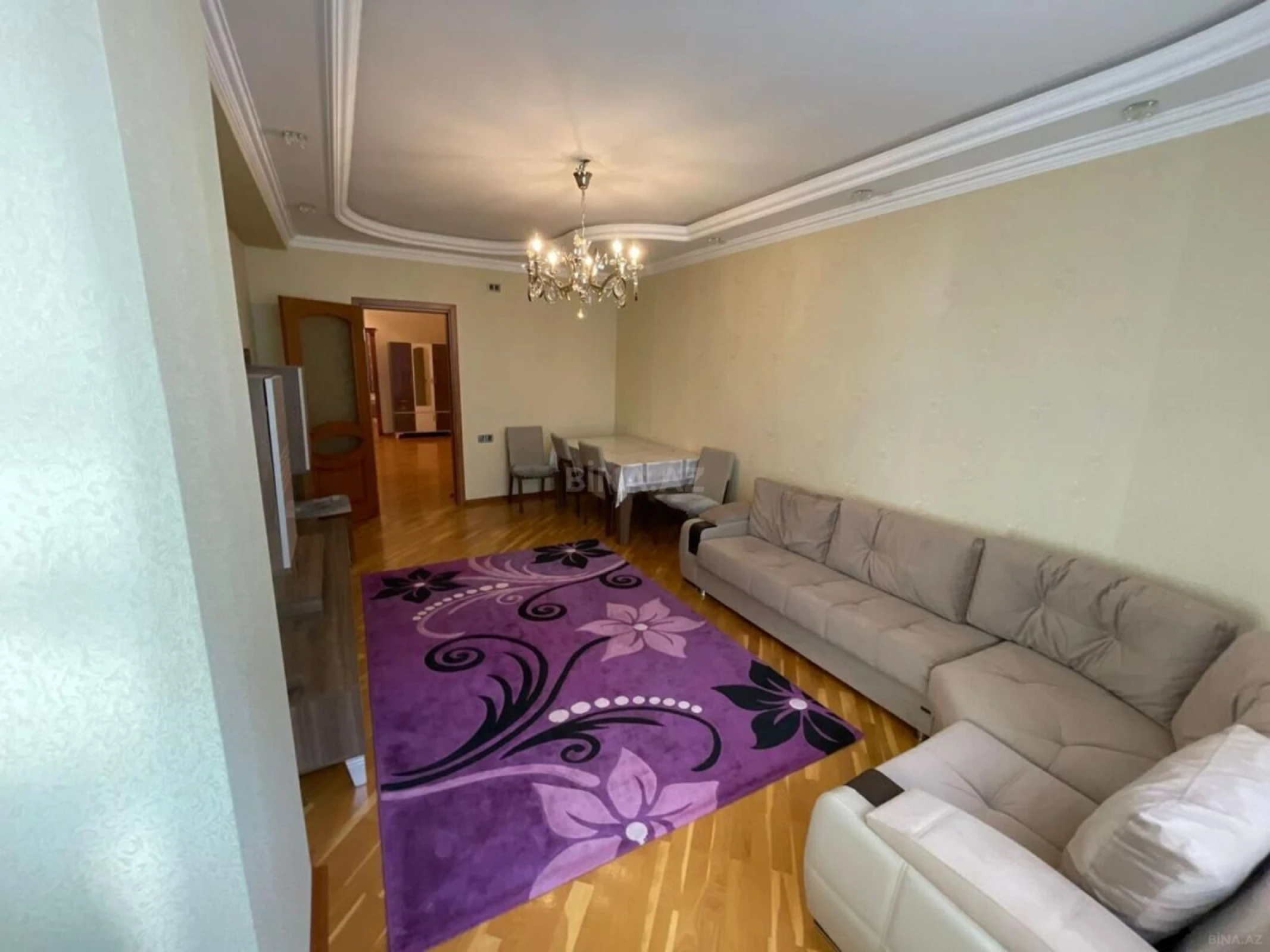Satılır 3 otaqlı mənzil 117 m²