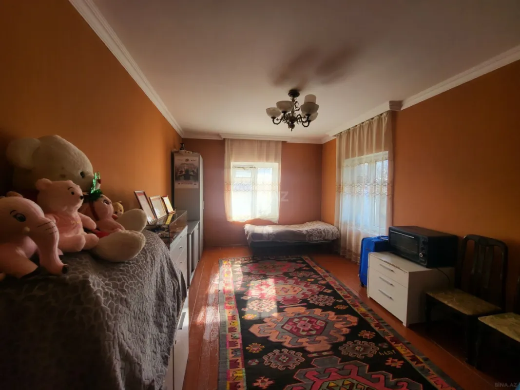 Satılır 4 otaqlı həyət evi 144 m²