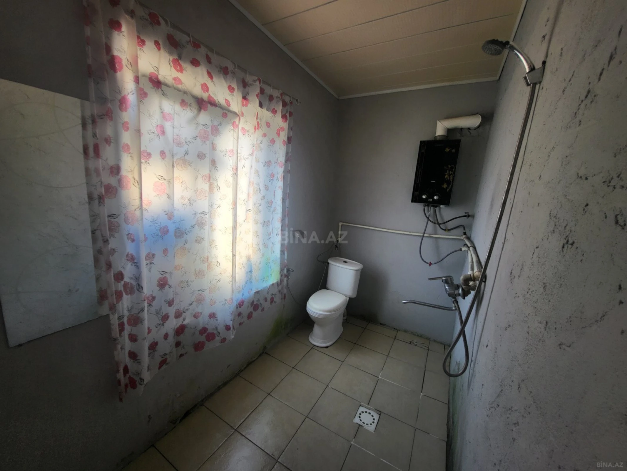 Satılır 4 otaqlı həyət evi 144 m²