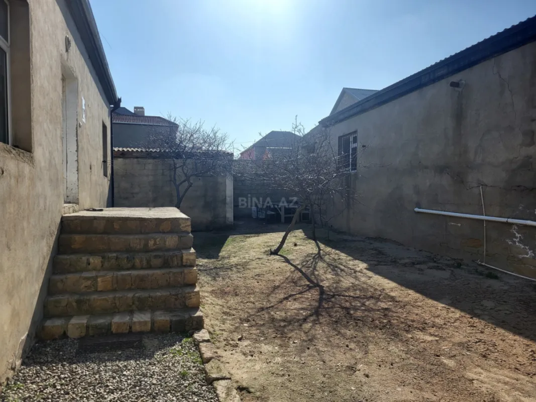 Satılır 4 otaqlı həyət evi 144 m²