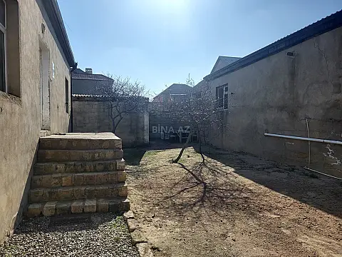 Satılır 4 otaqlı həyət evi 144 m²