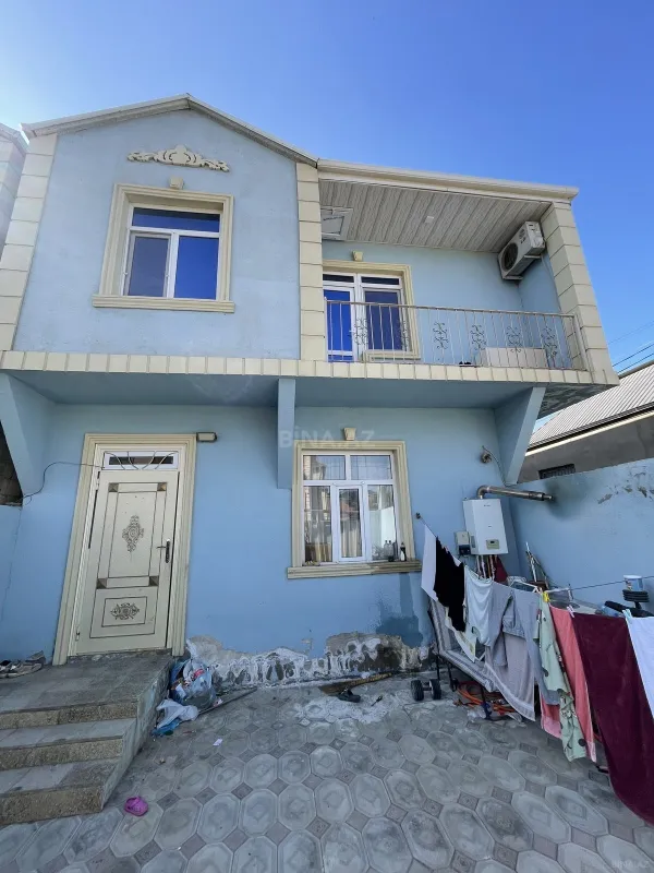 Satılır 4 otaqlı həyət evi 110 m²