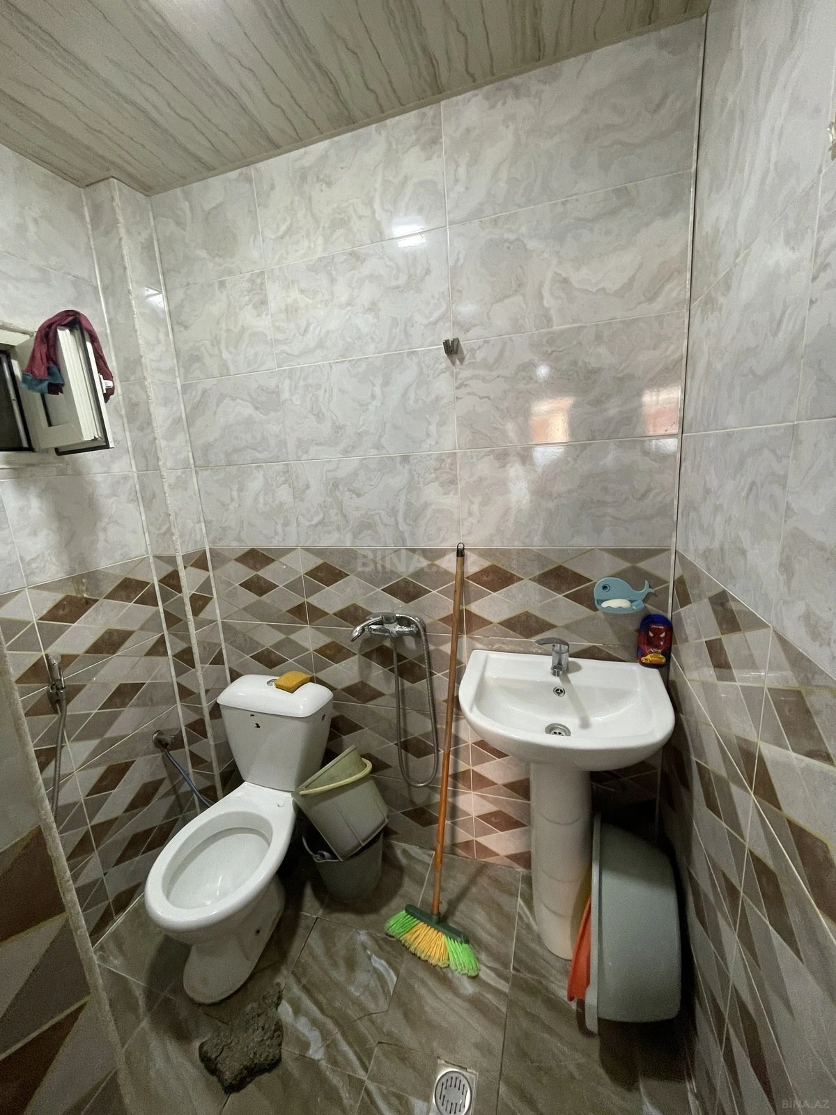 Satılır 4 otaqlı həyət evi 110 m²