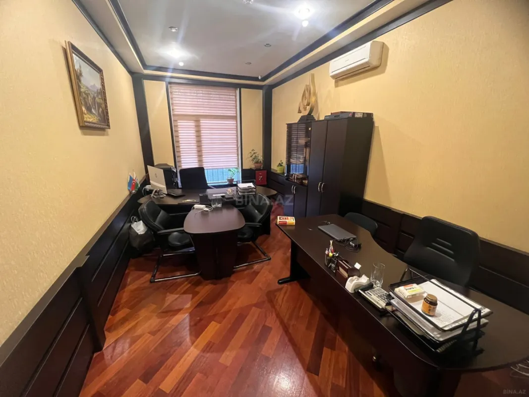 Kirayə verilir 5 otaqlı ofis 350 m²