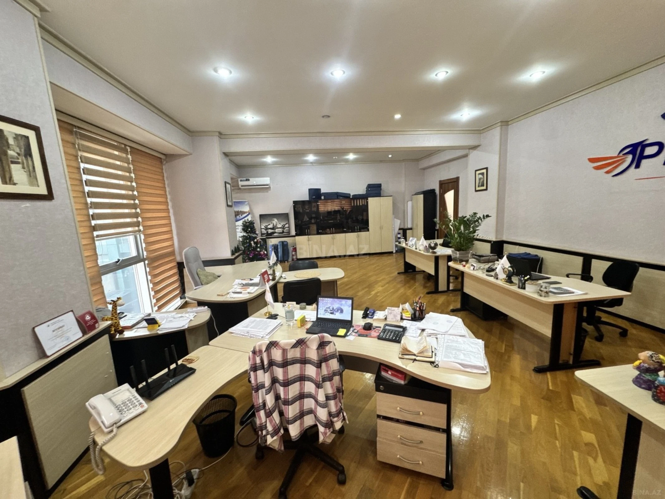 Kirayə verilir 5 otaqlı ofis 350 m²