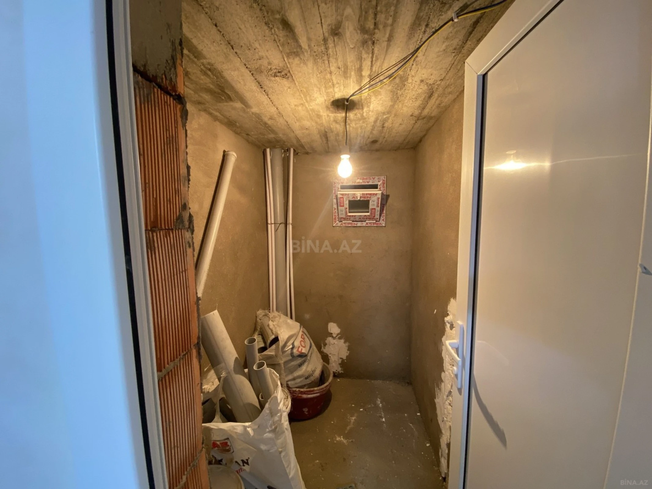 Satılır 5 otaqlı həyət evi 90 m²