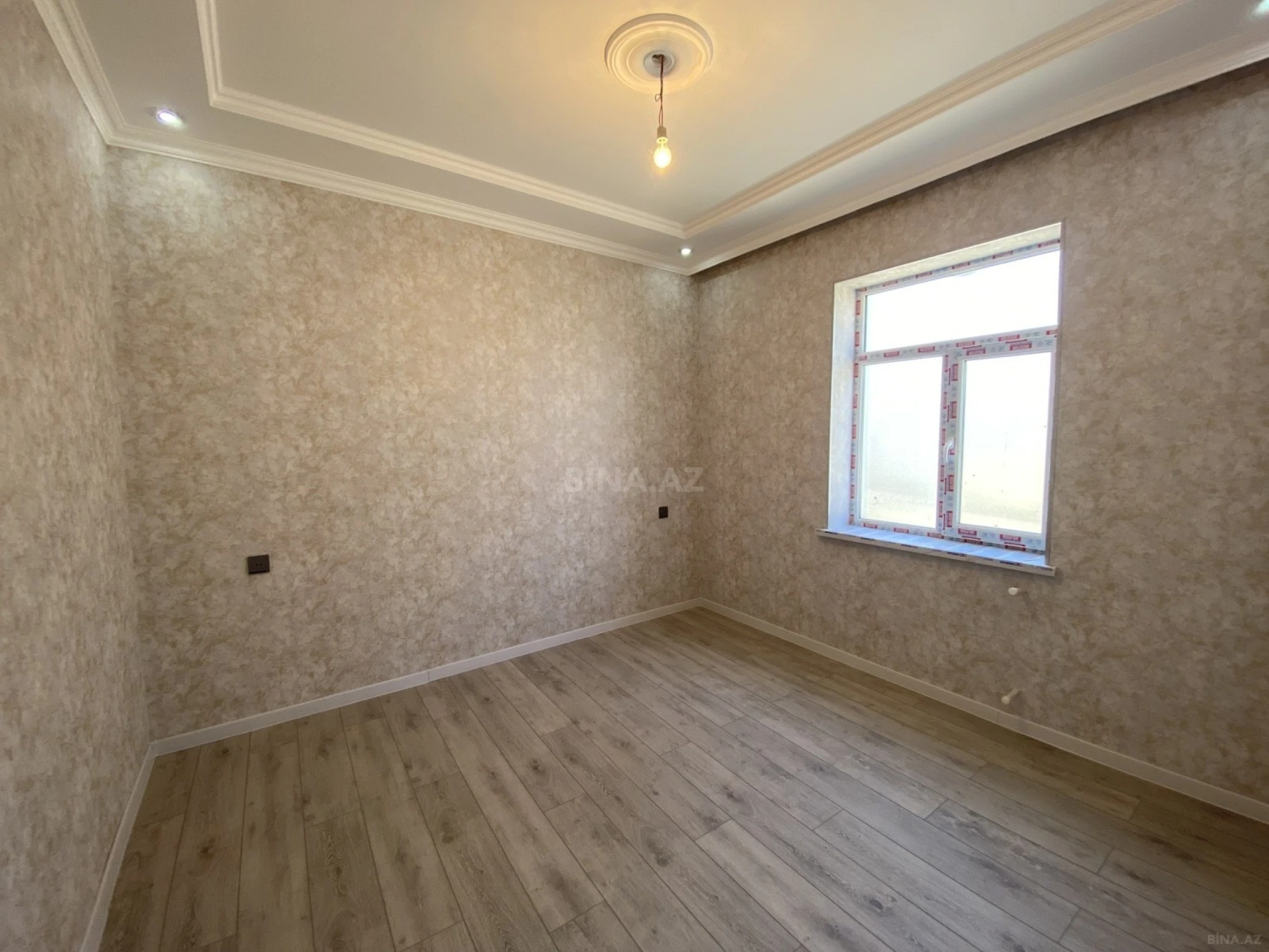 Satılır 5 otaqlı həyət evi 90 m²