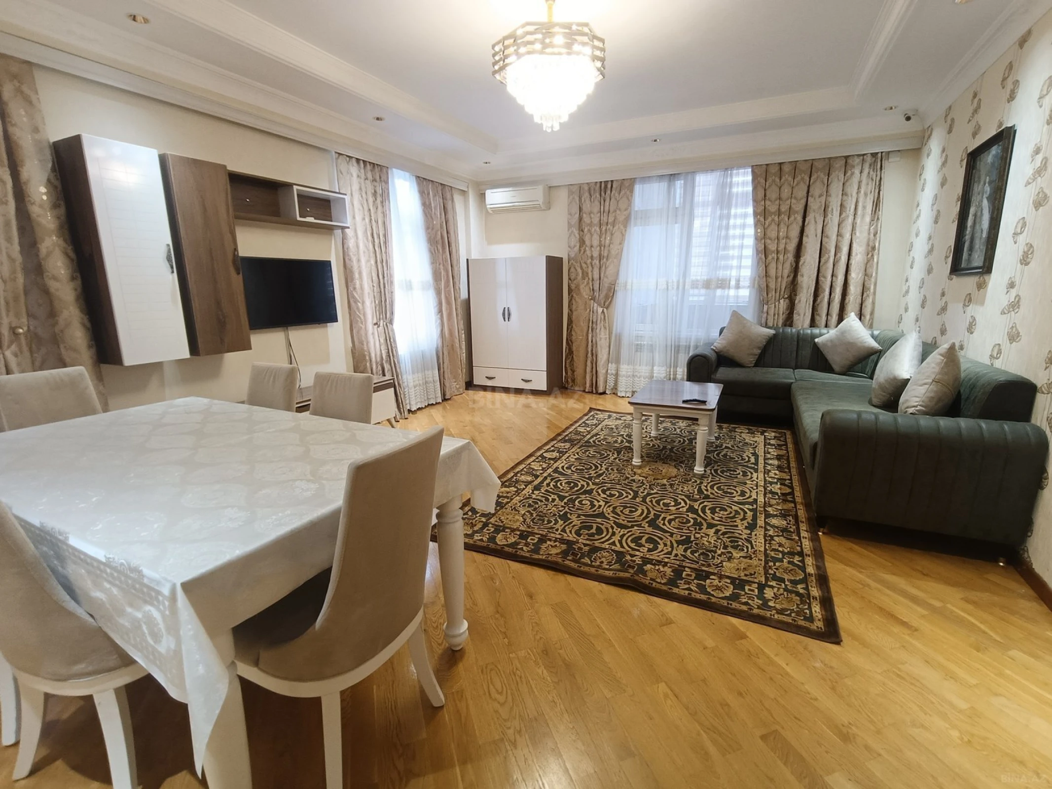 Kirayə verilir 3 otaqlı mənzil 120 m²